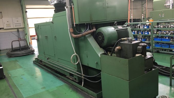④油タンク、遠心分離機